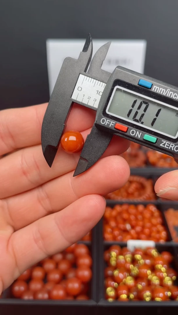 南红玛瑙雕刻件未镶嵌南红玛瑙圆珠10mm（一单2颗）