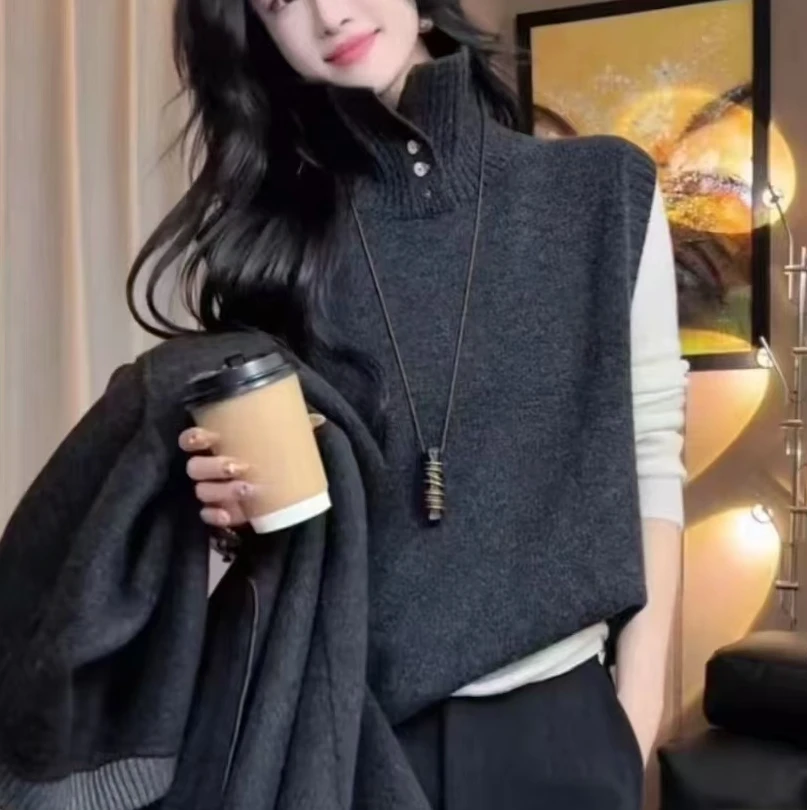 【欣姐专属】美式咖啡&春季上新~极简灰气质半高领马甲女5763