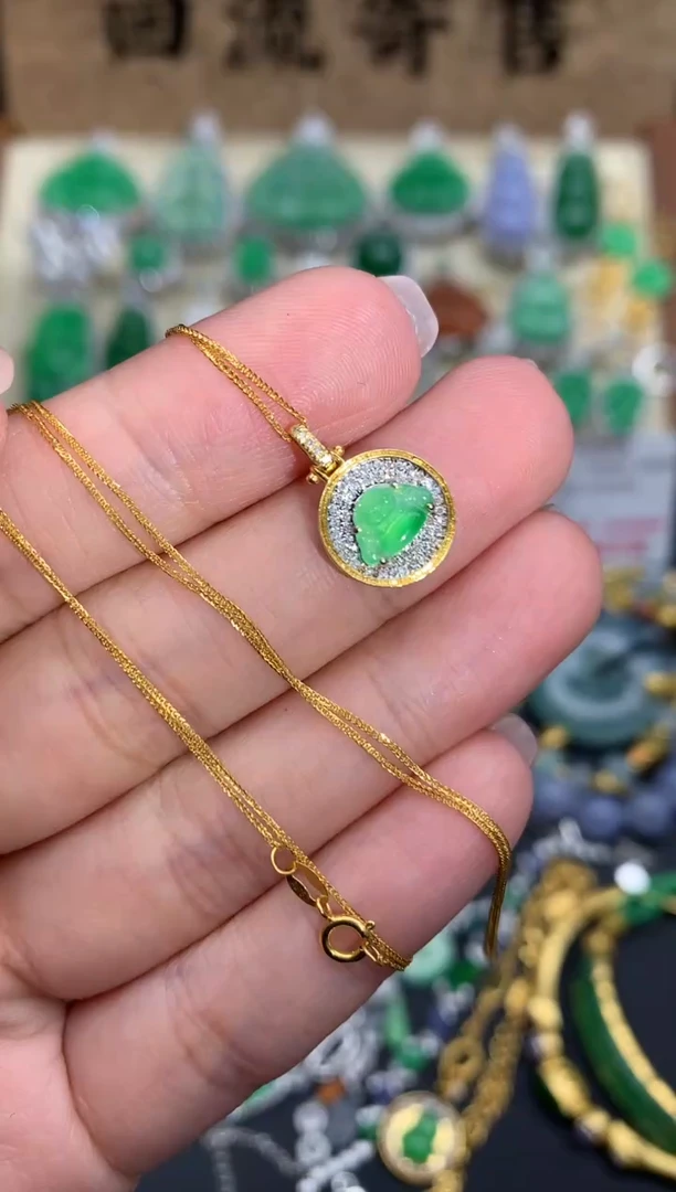 【闪购商品】翡翠颈饰18K金镶嵌128-中国好珍宝