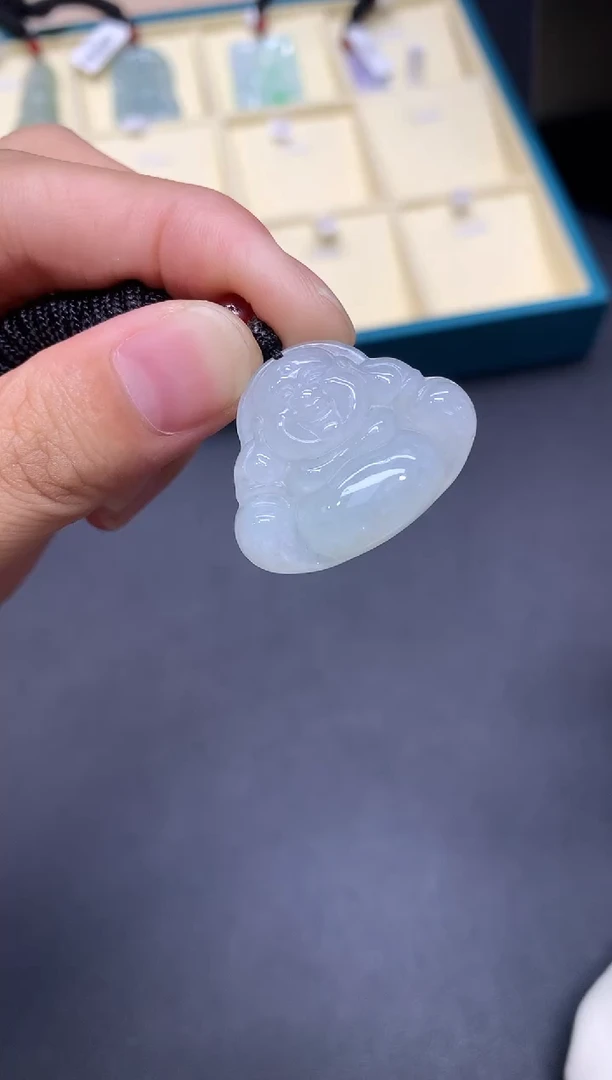 翡翠未镶嵌吊坠(不含链)佛公【无服务费】