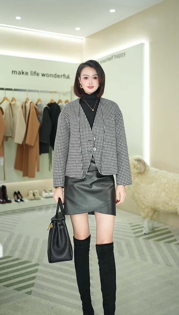 新款时尚v领百搭休闲显瘦双面羊毛毛呢外套