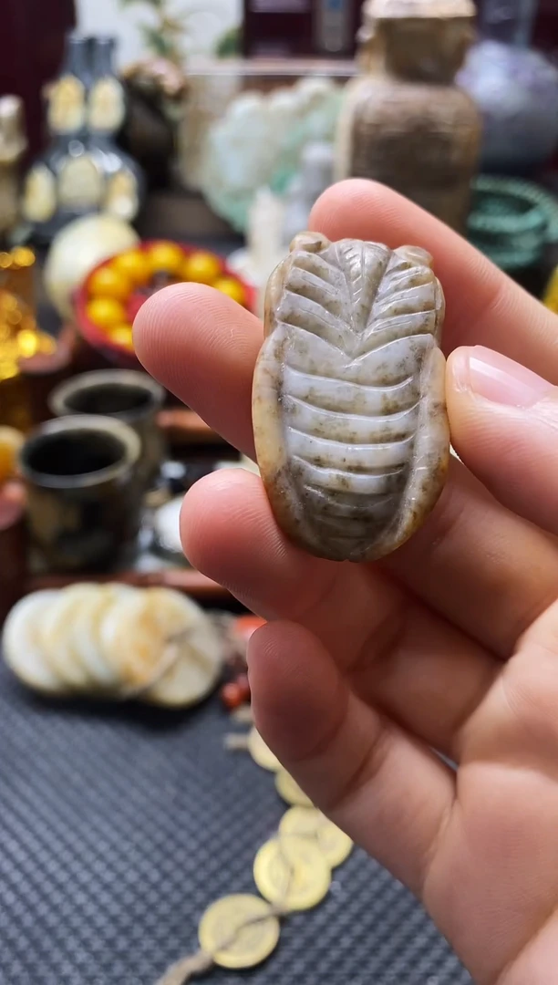 未镶嵌和田玉挂件蝉