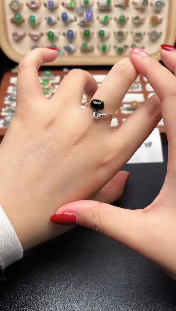 银S925镶嵌戒指翡翠一物一证一礼盒