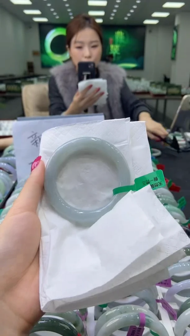 未镶嵌手镯翡翠0057820