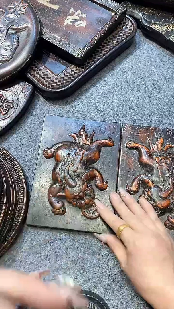 木紫檀雕刻一物一拍以直播间为准