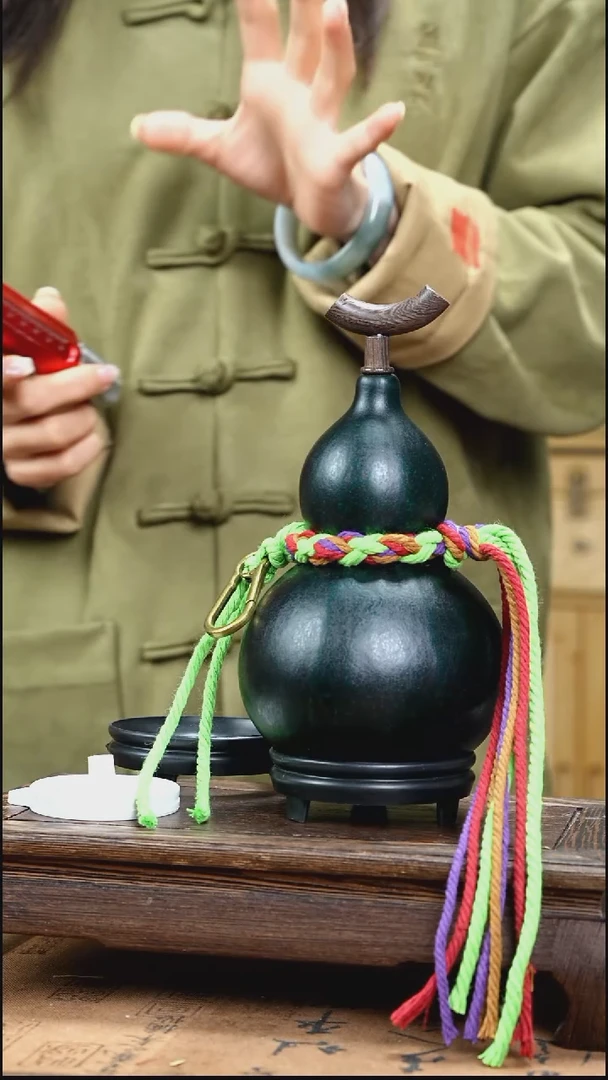 YH012简约大漆款天然酒葫芦（一物一拍）