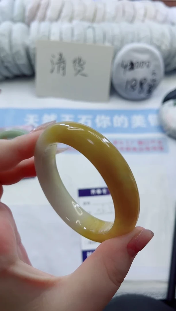 未镶嵌手镯石英质玉多样性发货A68