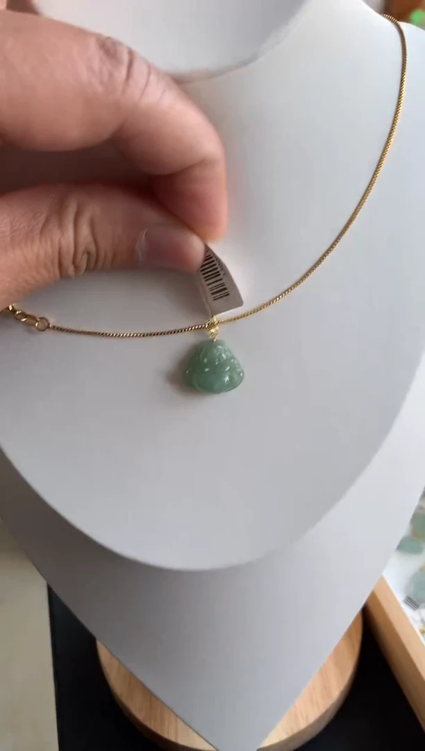 颈饰未镶嵌翡翠1