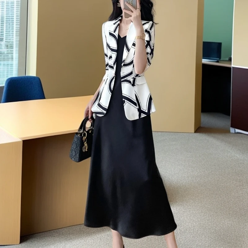 西装外套女春夏白色不规则条纹中袖西服洋气裙时尚气质职业工作服