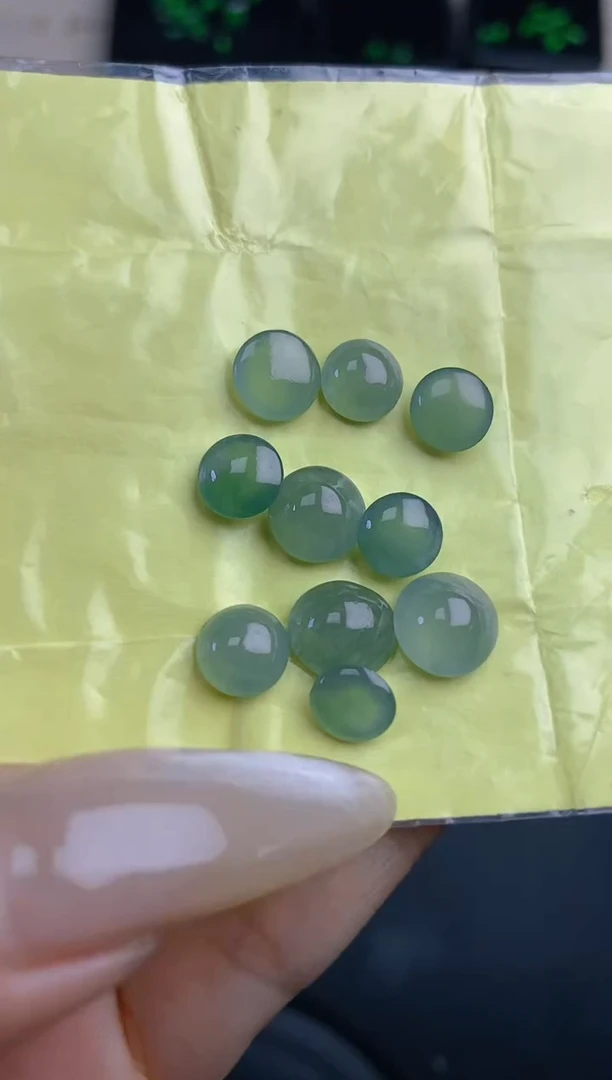 定制翡翠未镶嵌天然翡翠蛋面33