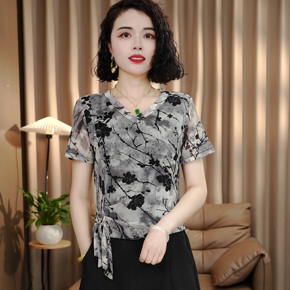 气质妈妈装夏季新款V领水墨画弹力软纱短袖小衫系带收腰显瘦上衣
