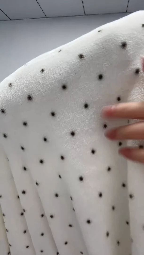 法兰绒1.8x2.5材质面料尺寸以主播介绍为准