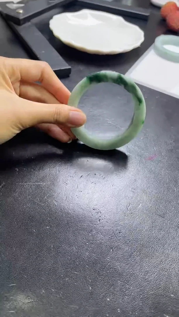 定制翡翠手镯未镶嵌?***?手镯