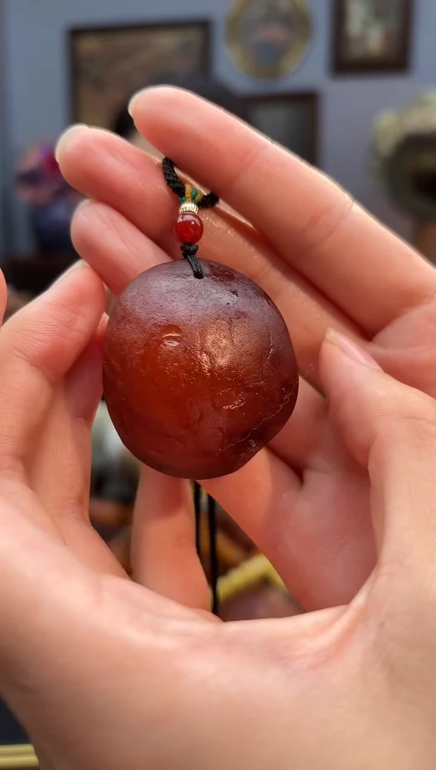 琥珀颈饰未镶嵌吊坠