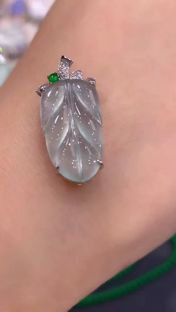 吊坠(不含链)18K金镶嵌翡翠a56