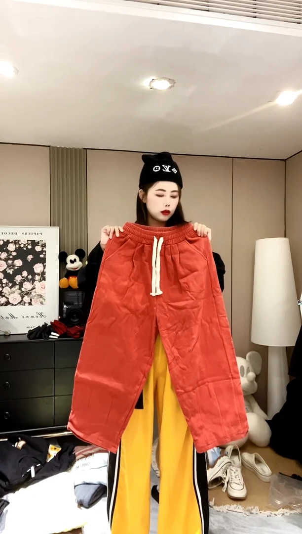 砖红色奶奶裤子
