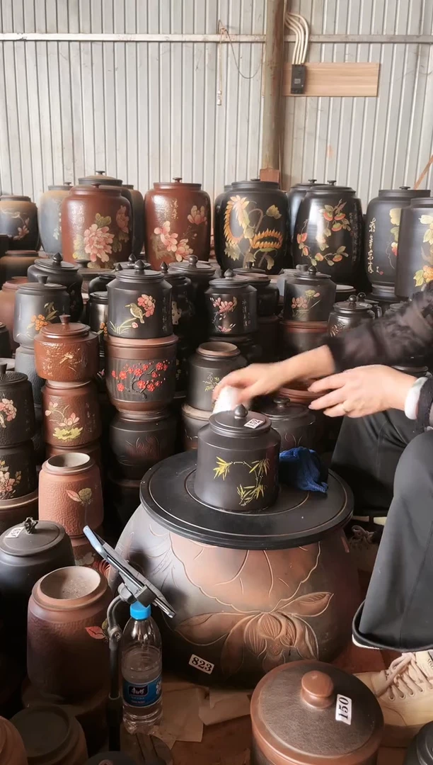 【闪购商品】壶瑕疵茶叶罐 小蛮腰彩填 152