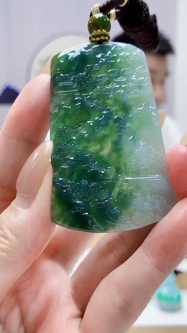 未镶嵌定制翡翠5028MM-毛货挂件46