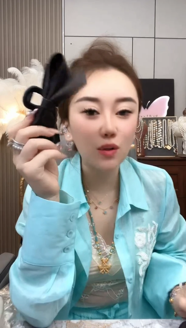 亚克力钛钢皮质抓夹