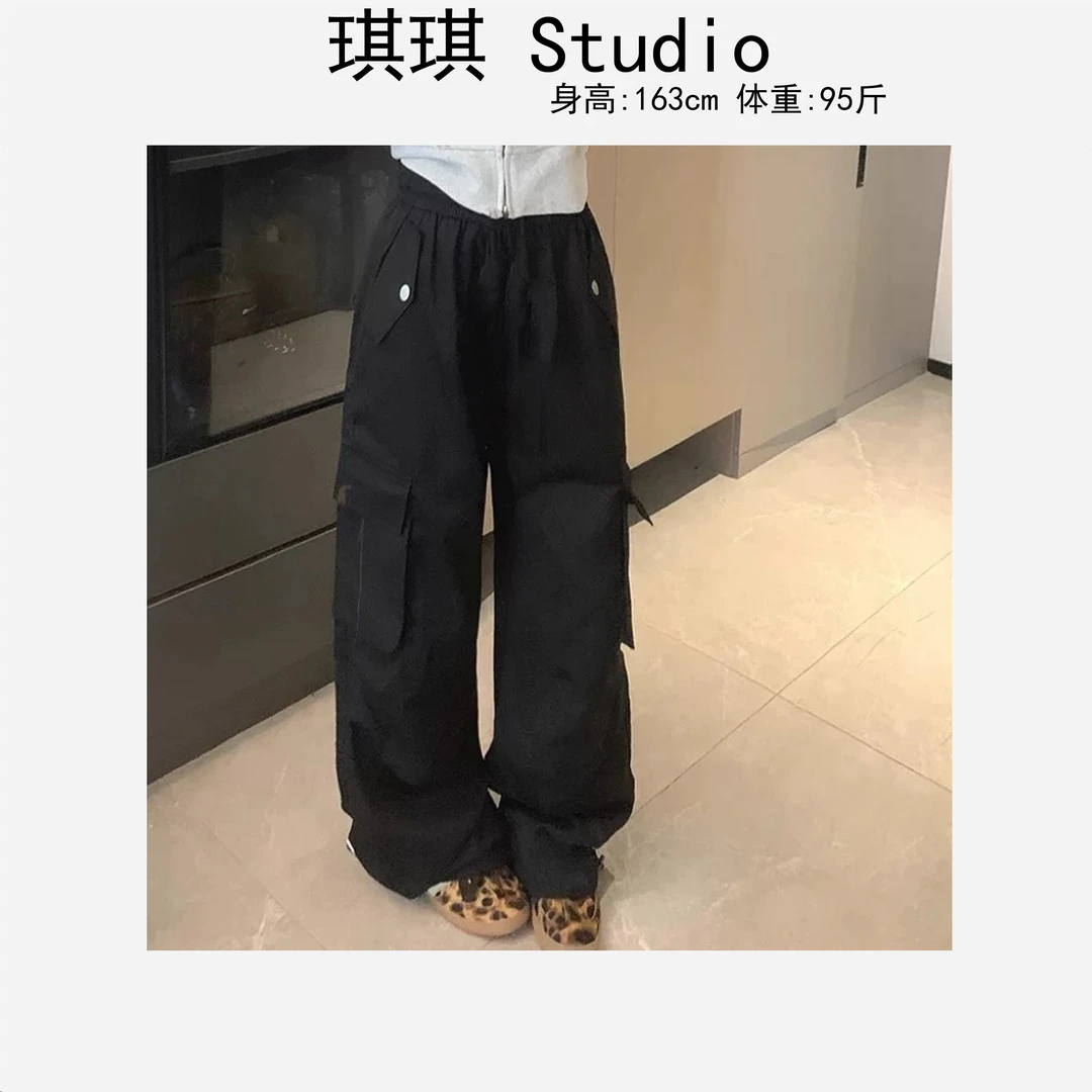 早春新款潮流气质时尚钉扣盖帽大口袋褶皱下抽绳减龄工装裤2513-G