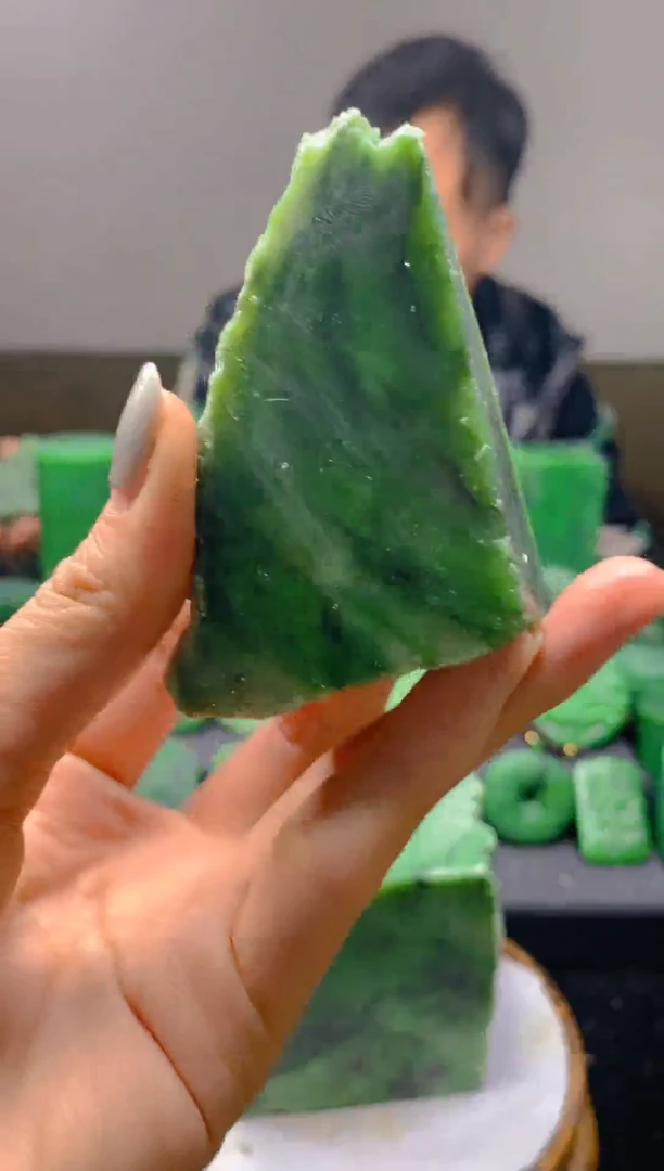 未镶嵌和田玉珠宝半成品1