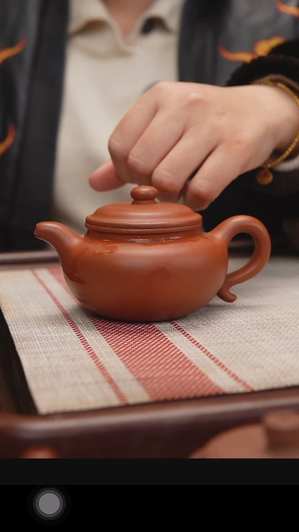 茶壶紫砂微瑕生砂赵庄朱泥仿古180cc