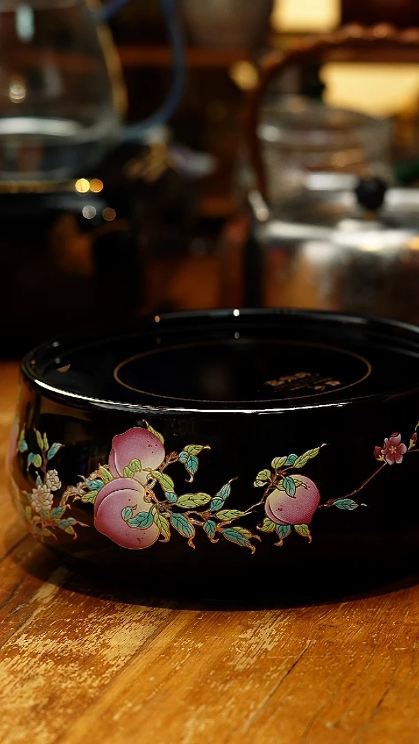 【闪购商品】莺歌烧/五桃献寿亮光黑地炉