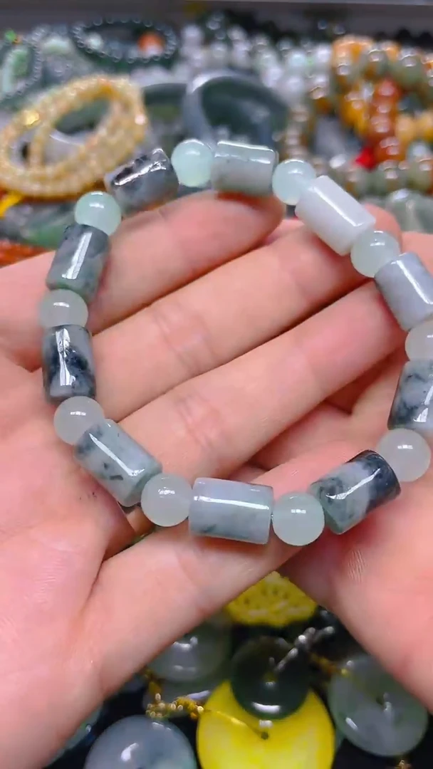 颈饰未镶嵌翡翠8mm/ H /翡翠A货，一件也是批发价