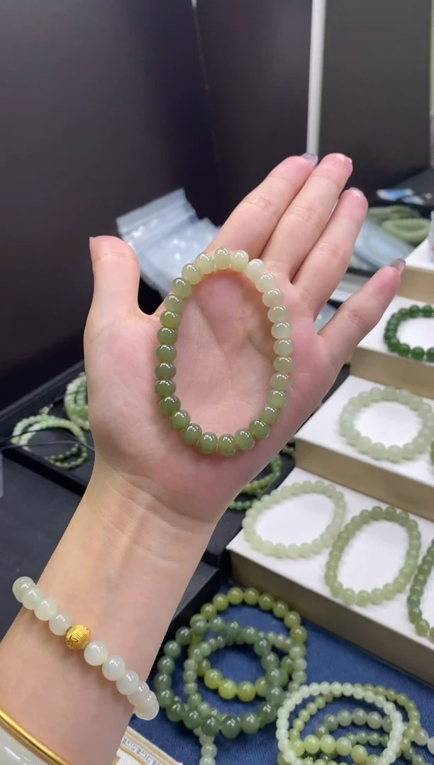 手链未镶嵌和田玉卡6*8mm 渐变算盘珠