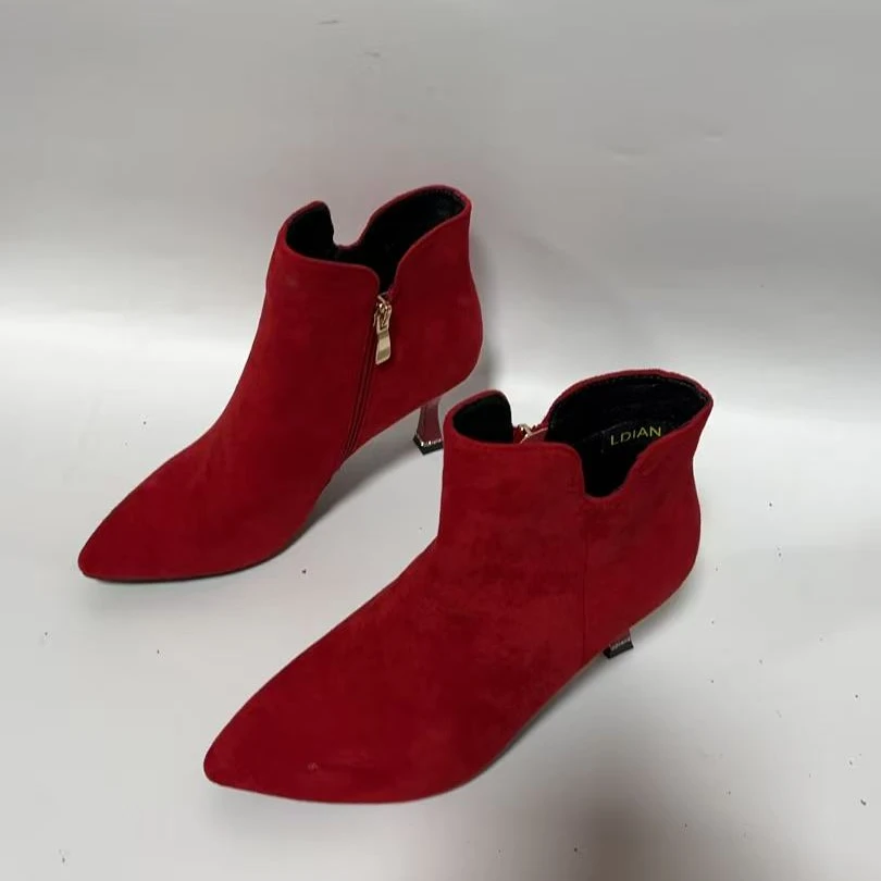 0023  低跟冬季细跟后拉链尖头中跟短靴女靴时尚秋冬靴子