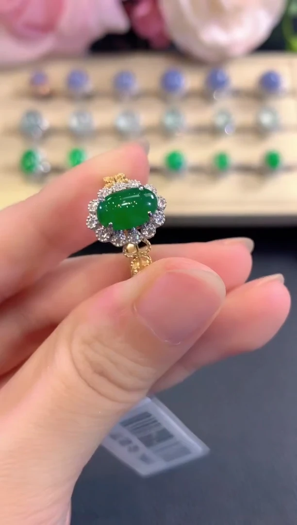 18K金镶嵌戒指翡翠b84