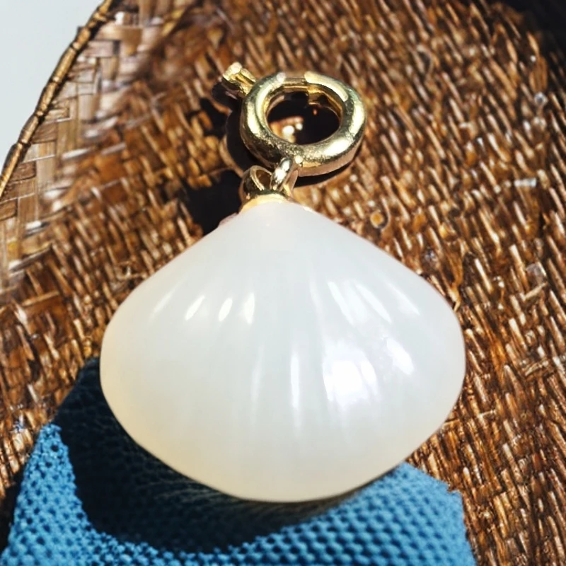 和田玉吊坠，福利款