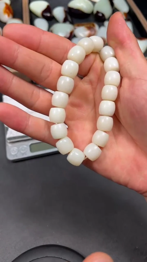 和田玉（子料）未镶嵌挂件YL-HH-8.12-3