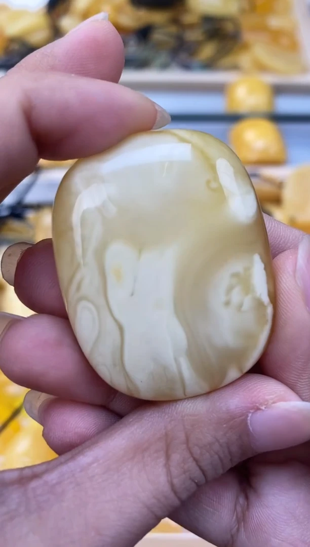 未镶嵌琥珀裸石天然琥珀蜜蜡