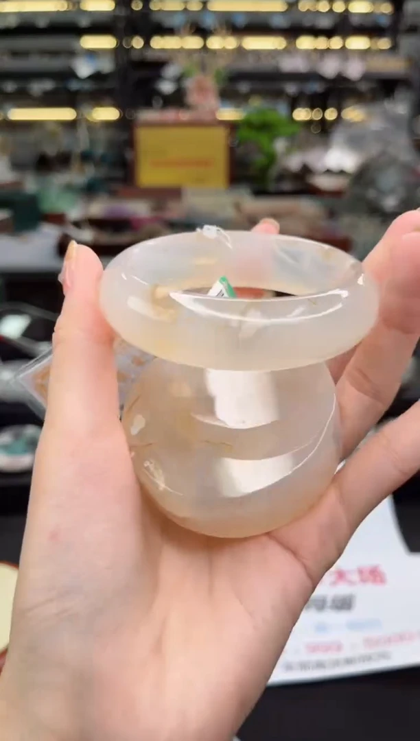 【闪购商品】石英质玉手镯未镶嵌58圈口（赠品镯心）3569175