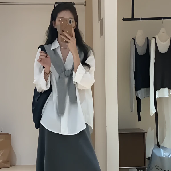 2025秋季清新休闲简约通勤百搭显瘦显高款式长袖衬衫半身裙两件套