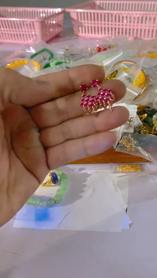 【闪购商品】水晶颈饰银S925镶嵌598红宝，蓝宝，多样性发一件赠链