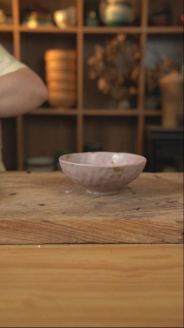 粉棕色的6英寸酸奶碗