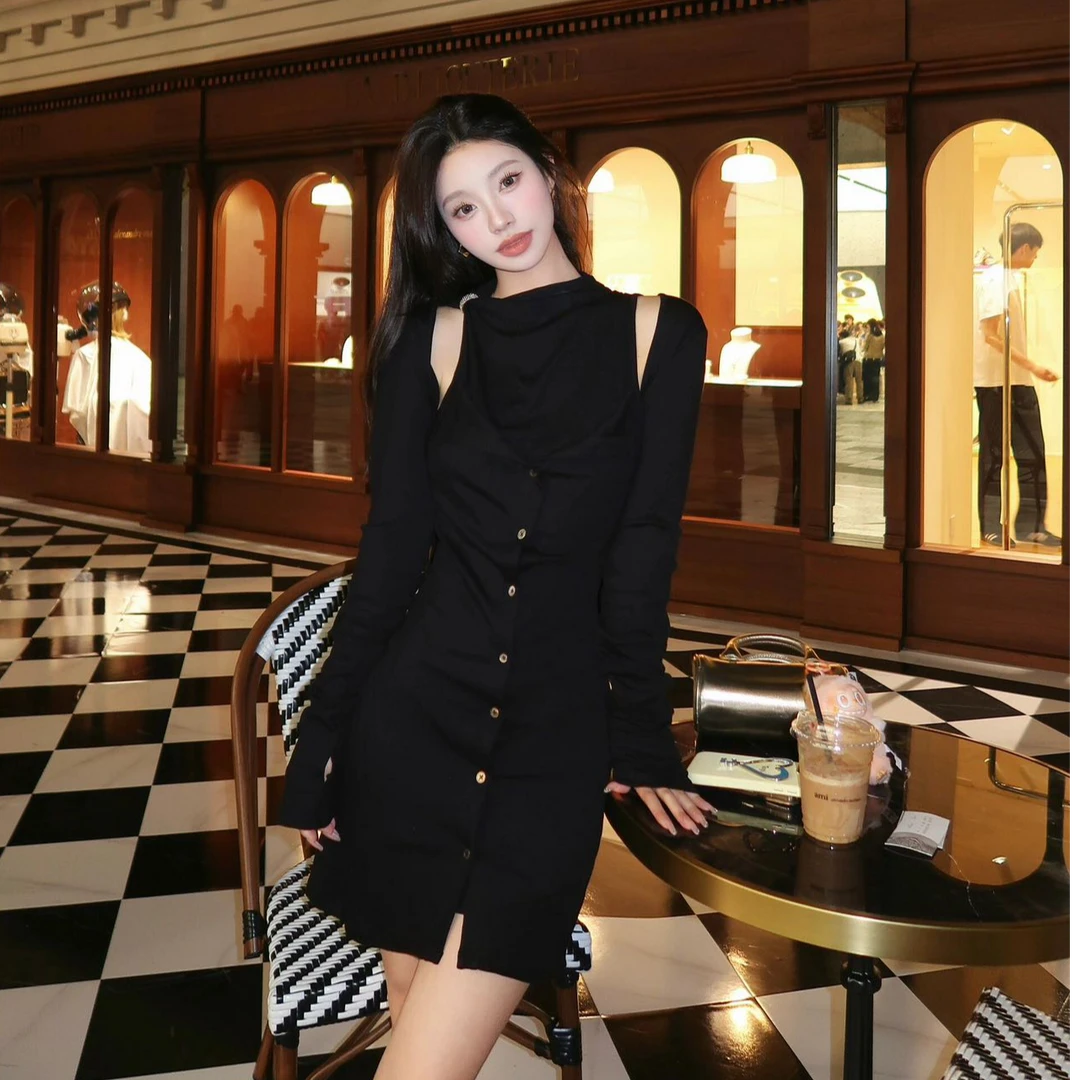 拼接常规设计感套头款连衣裙小众长袖宽松腰露肩性感辣妹连衣裙女