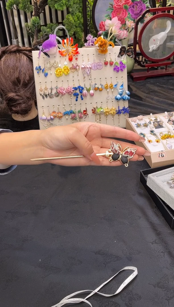 织绣喜**心非遗绒花苏绣饰品