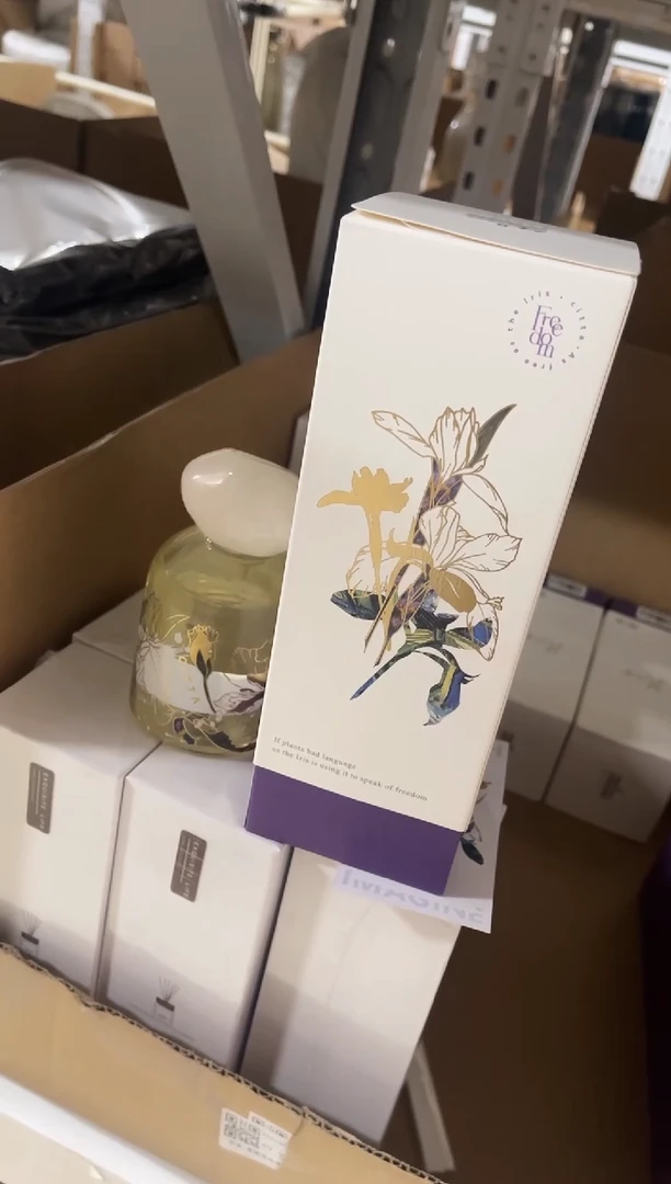 有机玻璃鸢尾香薰