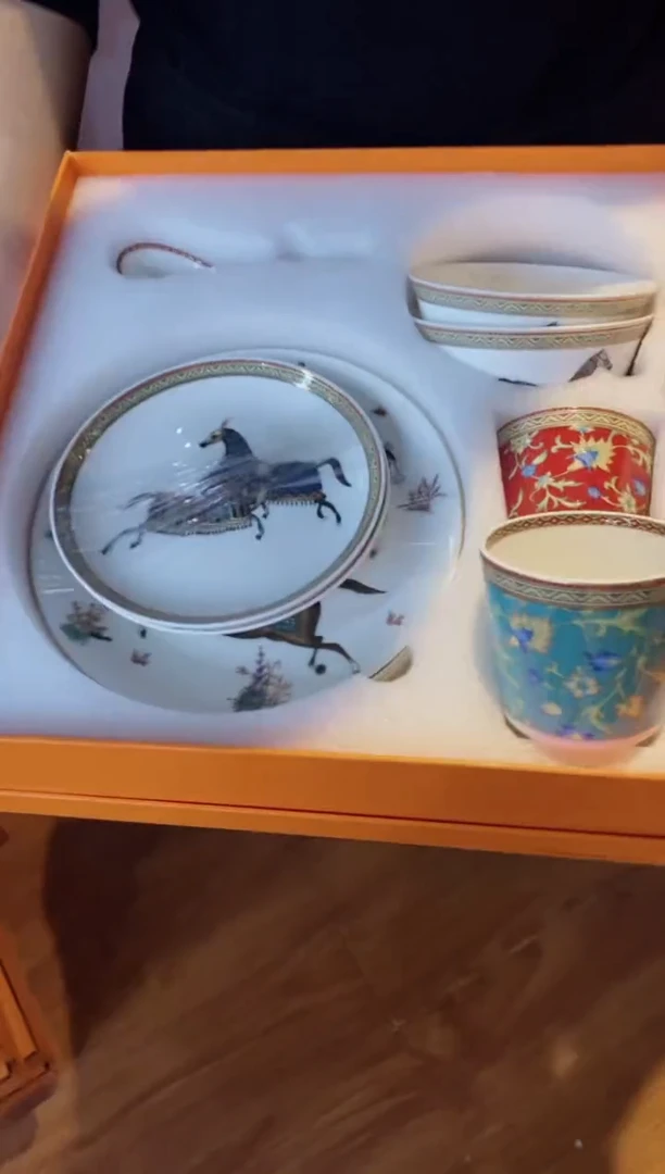 【闪购商品】杯鸿辉家品牌瓷器，京东包邮！