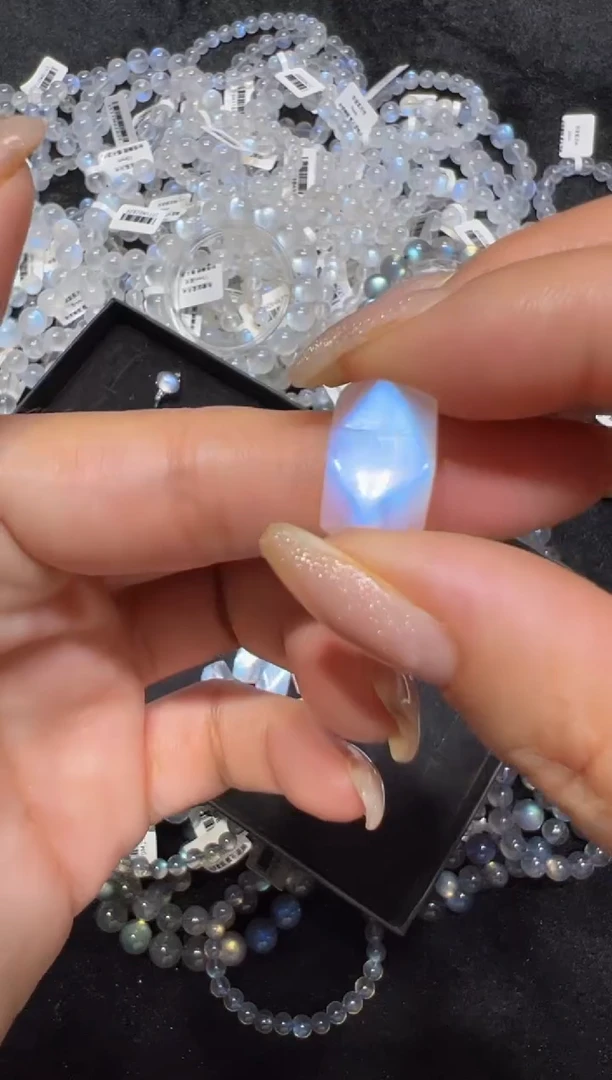 长石未镶嵌裸石小号蓝月光随行单珠 默认微瑕