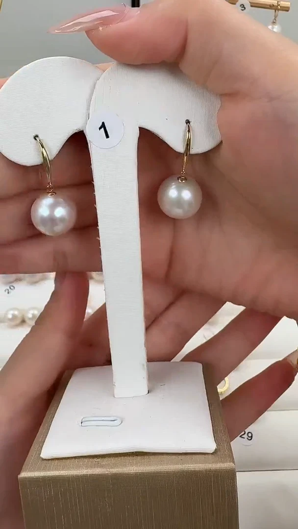 18K金镶嵌淡水珍珠耳饰12-13 耳钩