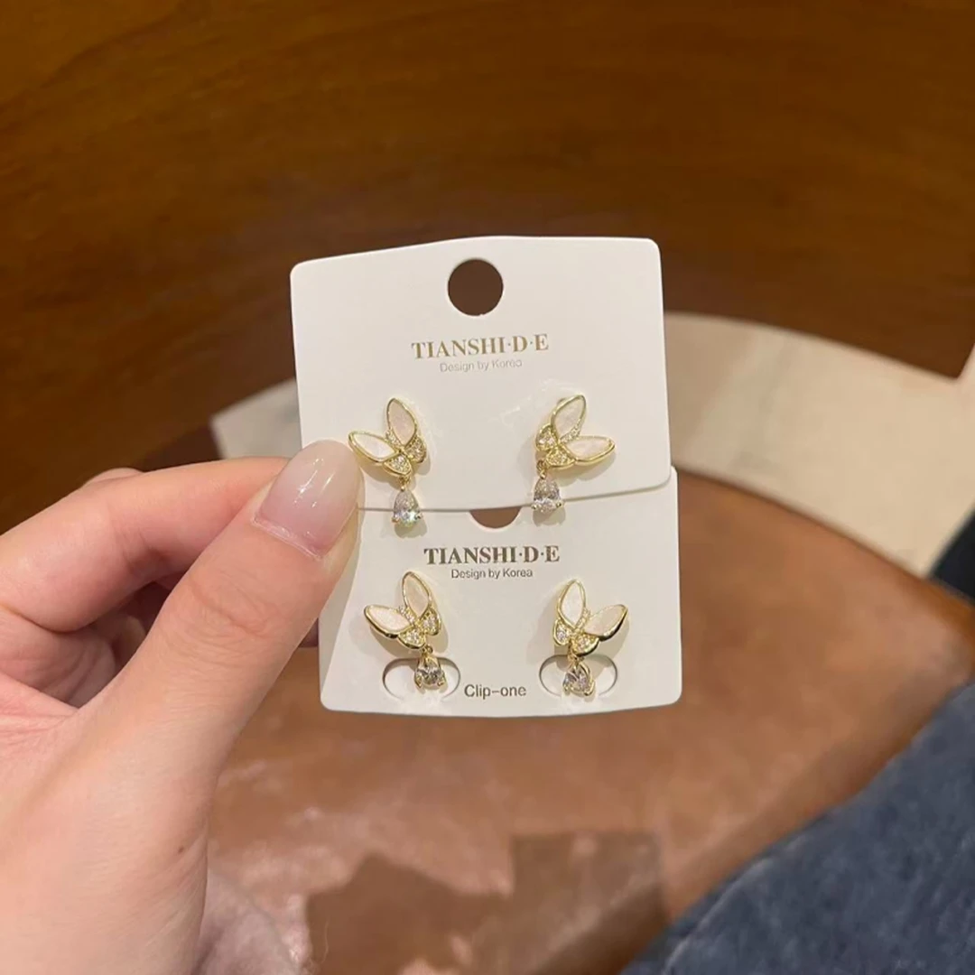 铜合金耳饰 蝴蝶耳钉 镀k金 轻奢小众设计感耳饰