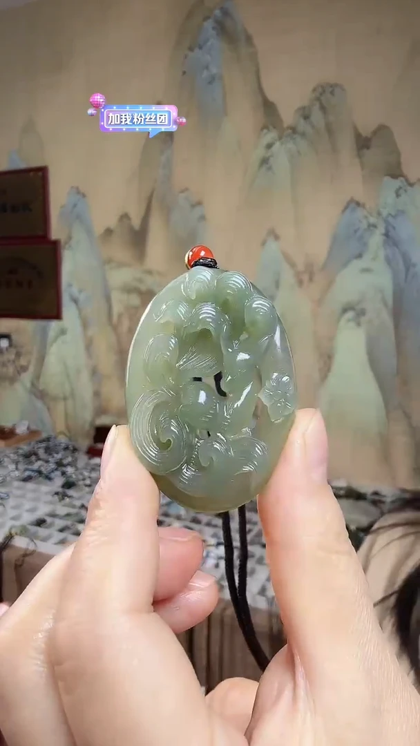 颈饰未镶嵌和田玉.