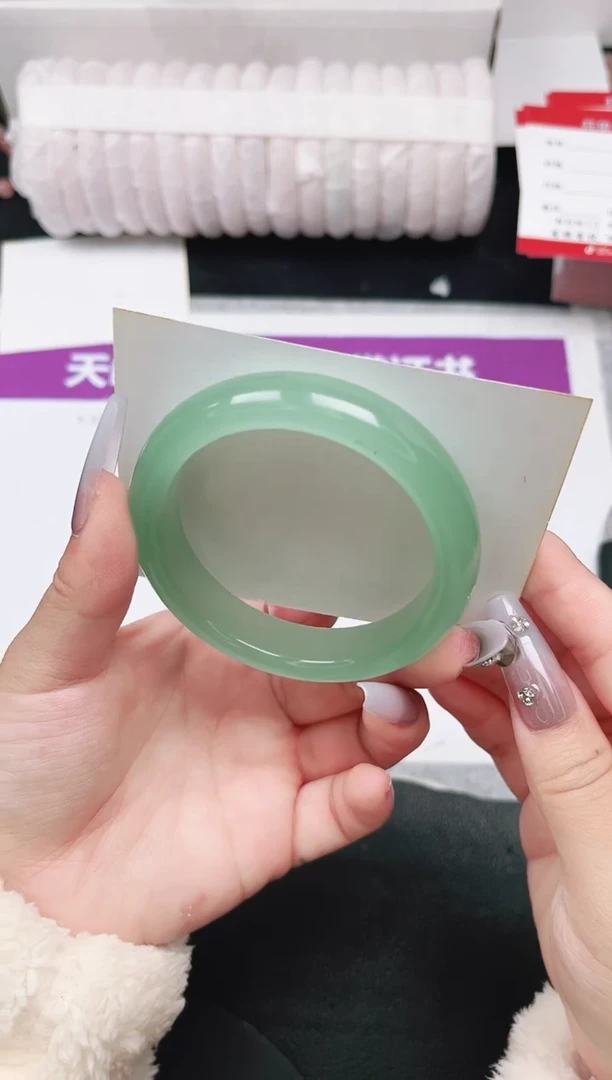 未镶嵌手镯石英质玉2-56