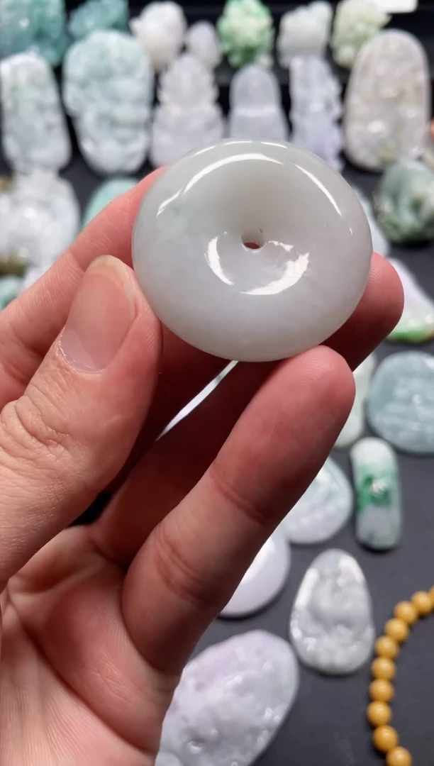 翡翠未镶嵌颈饰天然翡翠a货