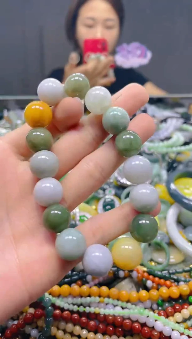 颈饰未镶嵌翡翠13MM/U/翡翠A货，一件也是批发价