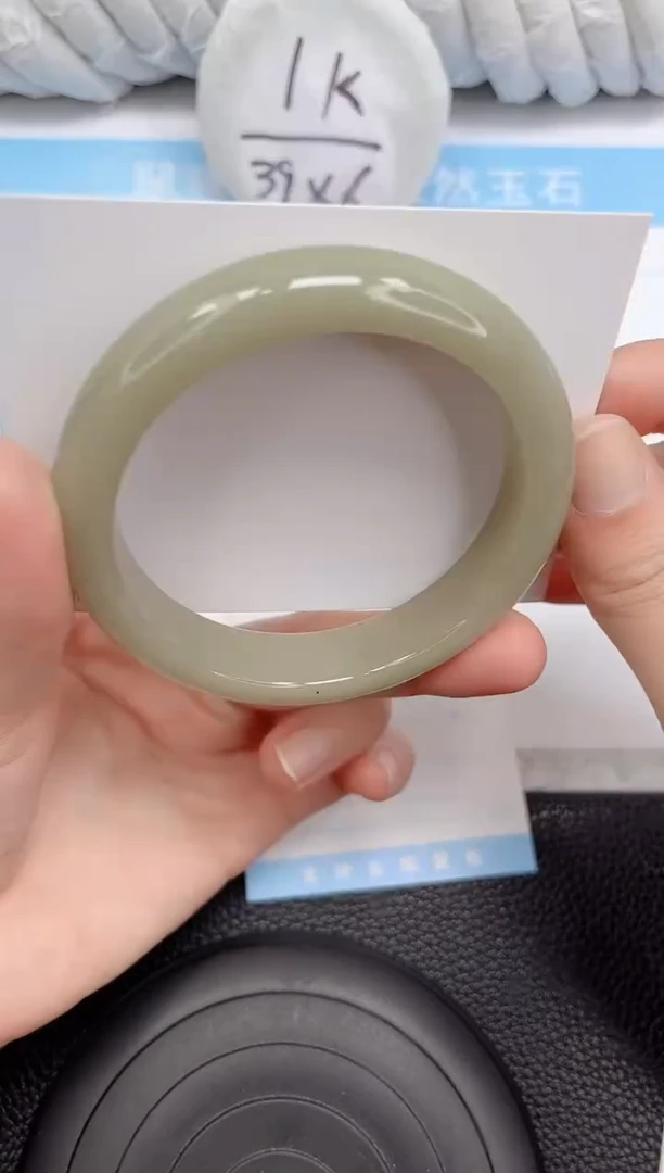 未镶嵌手镯石英质玉32-60.4